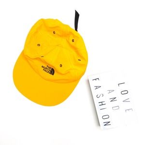 The North Face Throwback Tech Cap